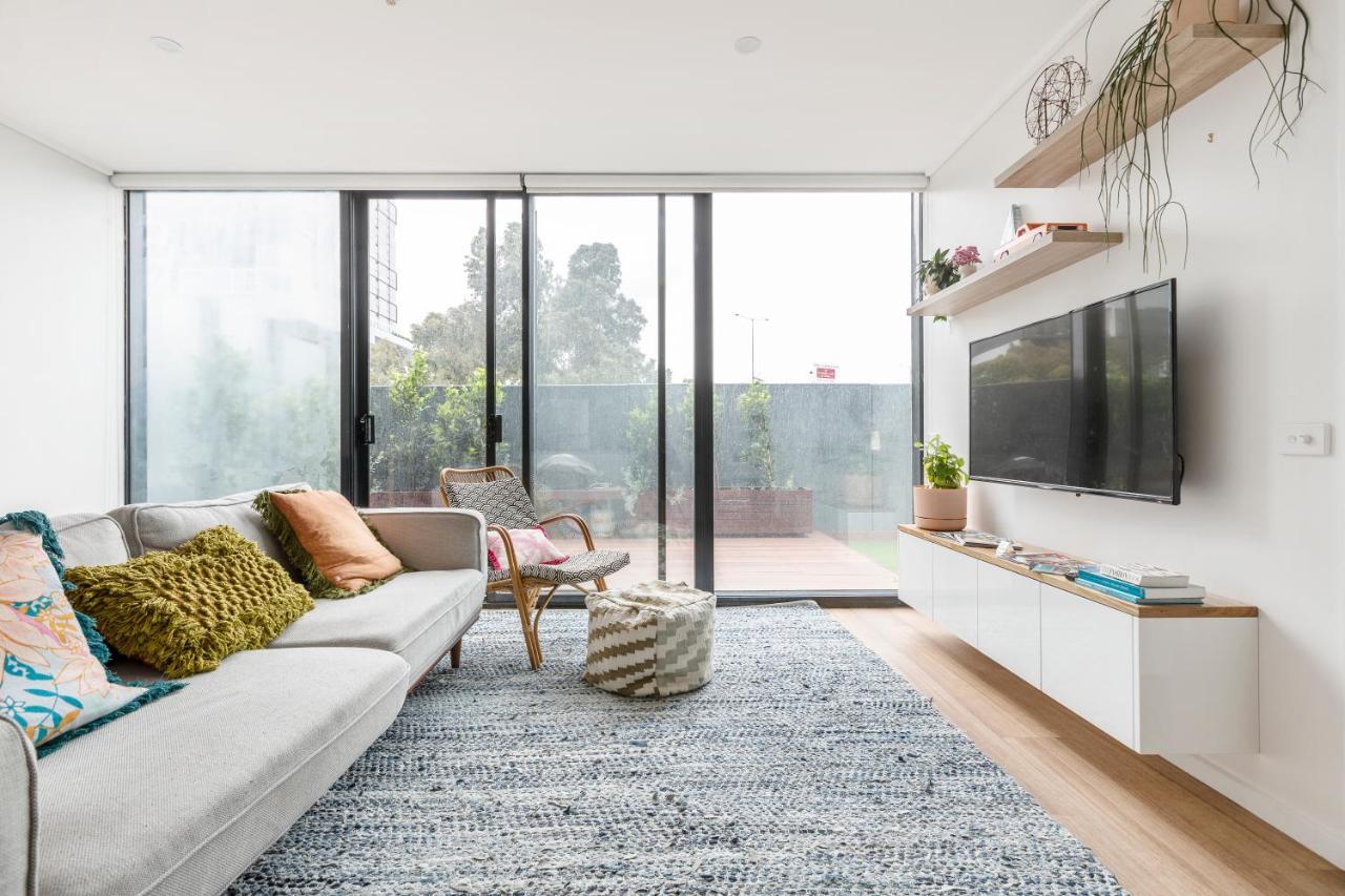 ☆Of Southbank☆Light Filled Apartment☆Huge Private Terrace With City Views☆Parking☆Pool☆Gym☆Wifi 멜번 외부 사진