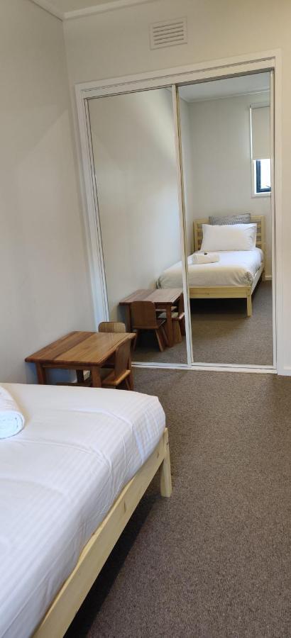 ☆Of Southbank☆Light Filled Apartment☆Huge Private Terrace With City Views☆Parking☆Pool☆Gym☆Wifi 멜번 외부 사진